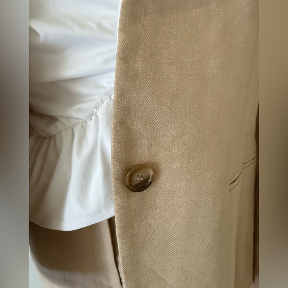 NWT Never Worn Suit by Ann Taylor — Beige Tan Stylish Look! - Picture 5 of 16